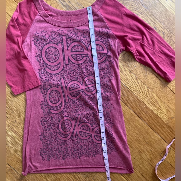 Glee shirt - Picture 9 of 10